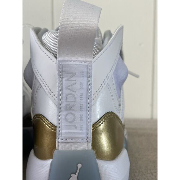 Jordan Jumpman Two Trey New Women's Size 9 Shoes White/Metallic Gold Nike - Picture 9 of 14